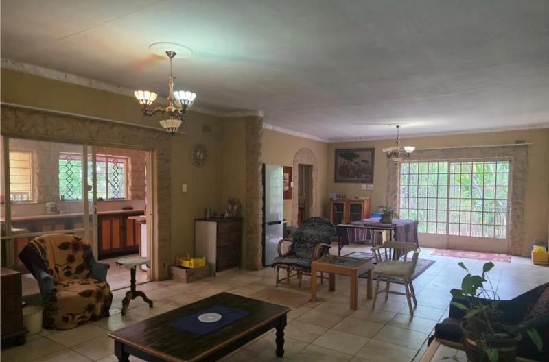 5 Bedroom Property for Sale in De Wildt North West